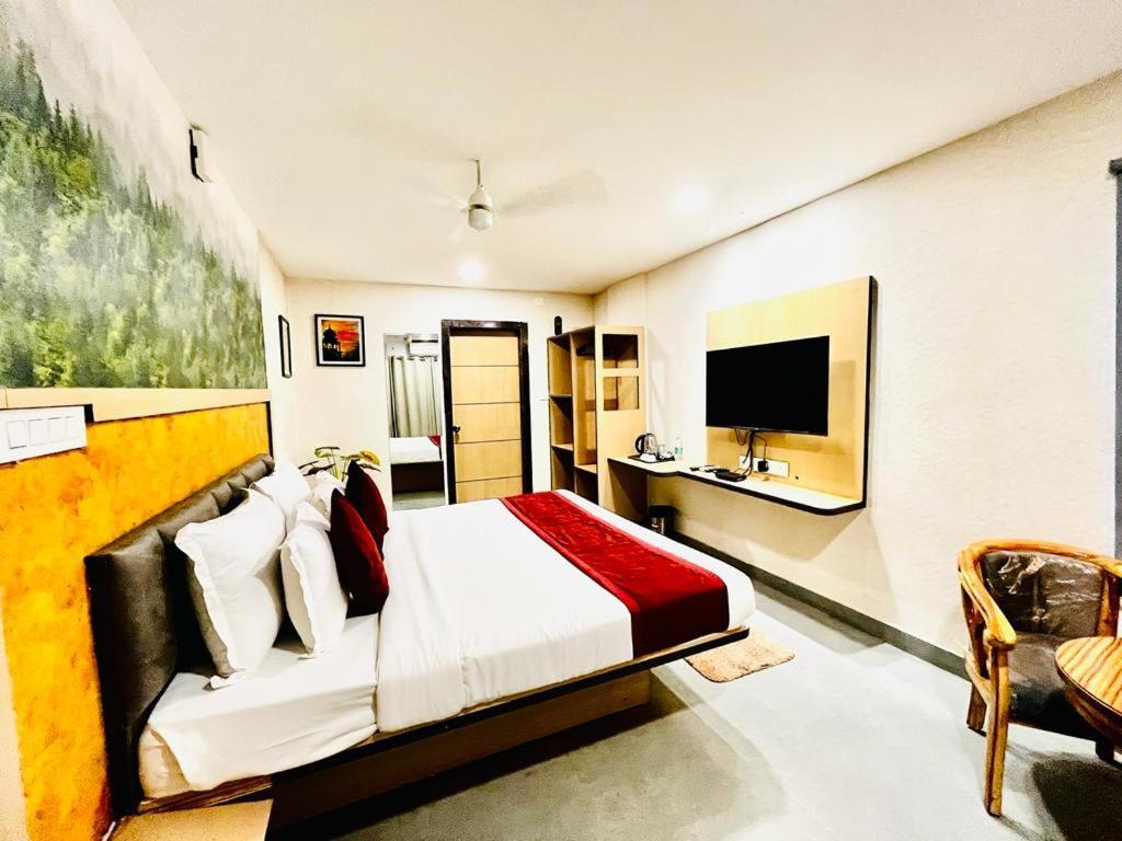 Hotel Lake View Airport Zone Hyderabad Exterior photo