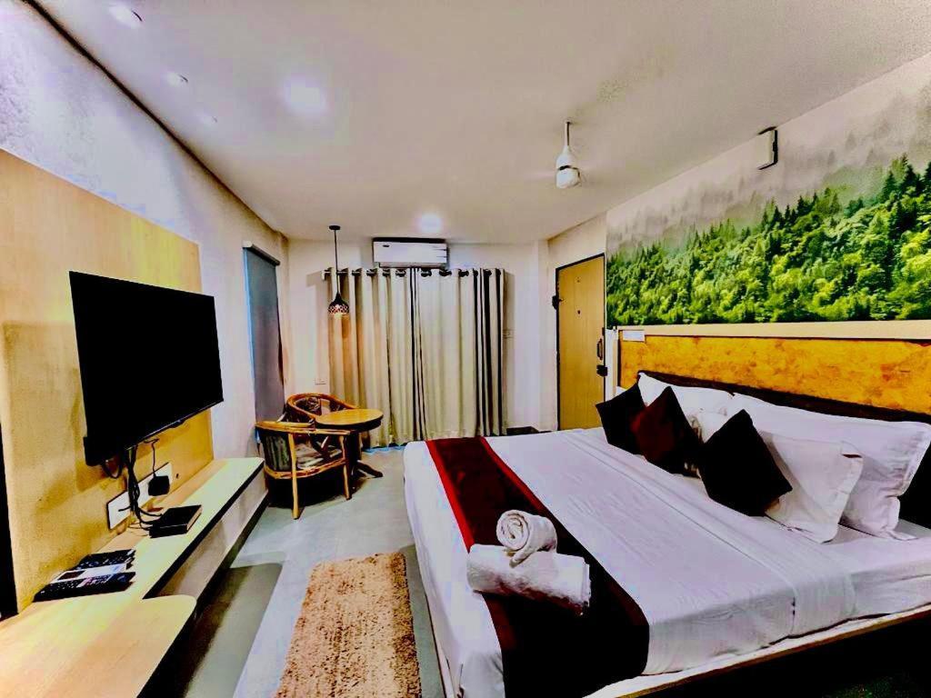 Hotel Lake View Airport Zone Hyderabad Exterior photo